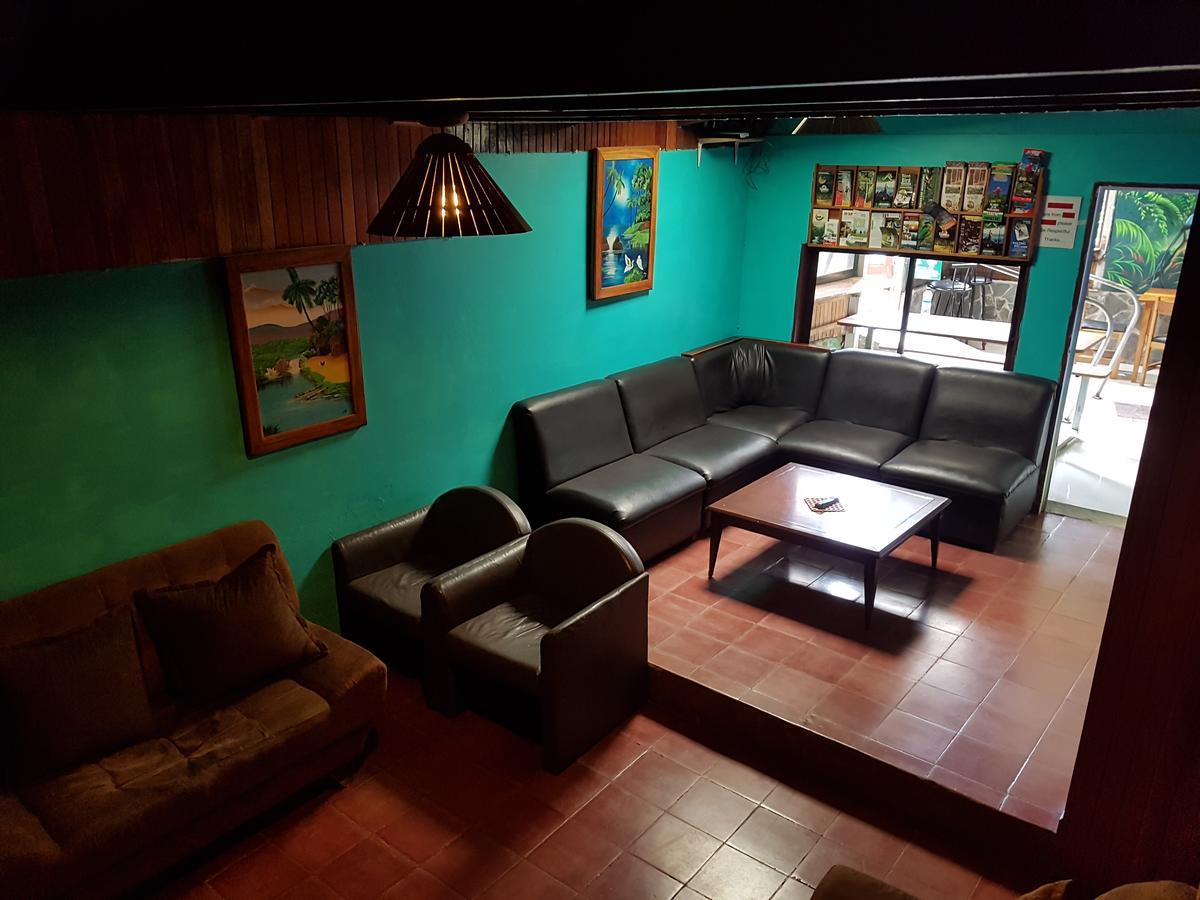 Hostel Monteverde Backpackers Exteriér fotografie
